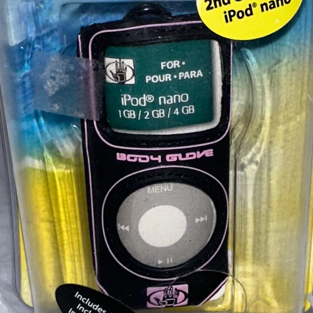 Body Glove Black and Pink Scuba MP3 Suit for iPod Nano